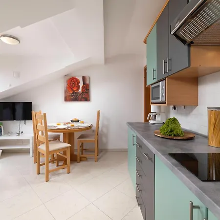 Kvarner 2 Apartmán *