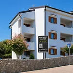 Kvarner 2 Lejlighed