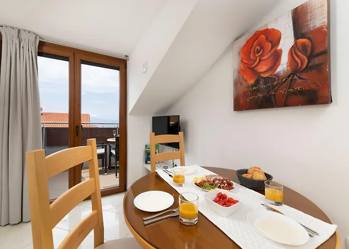 Appartement Kvarner 2 *