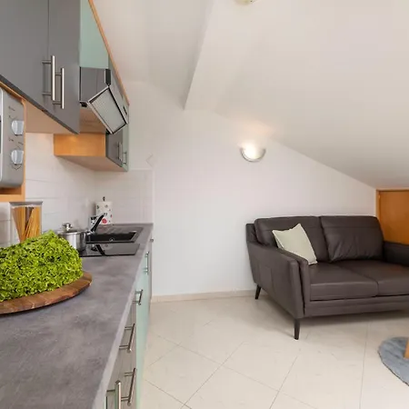 Apartment Kvarner 2